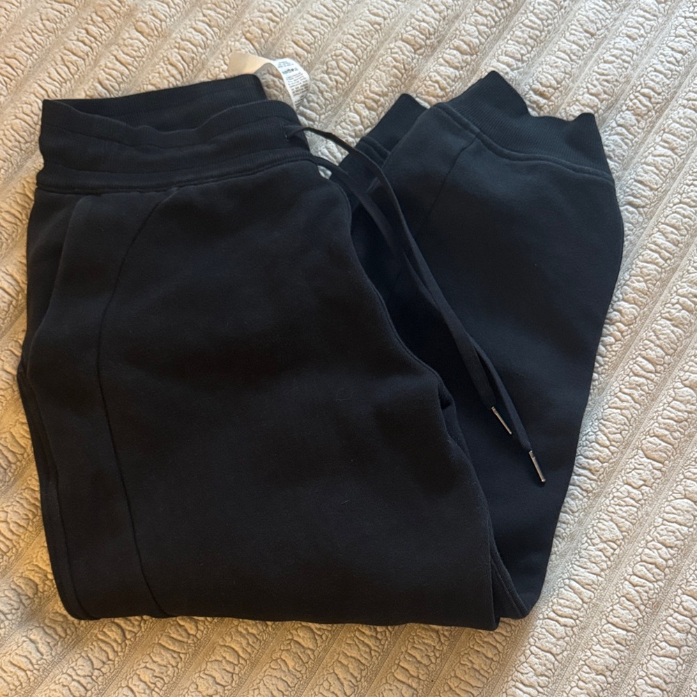 Lululemon Athletica Cropped Black Joggers